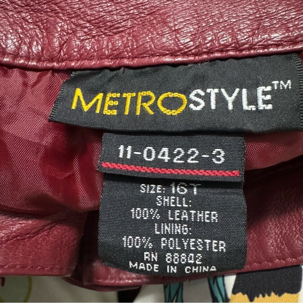Vintage 90s Metrostyle Burgundy Leather Pants size 16 - Picture 3 of 6